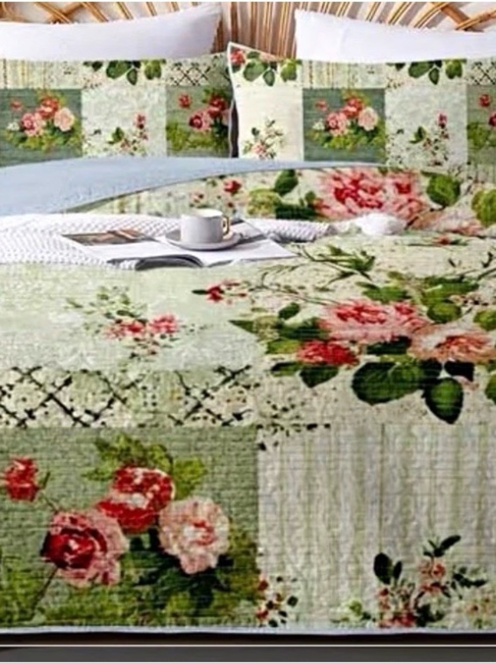 Floral Cottage Patchwork Quilt Set - Green & Pink King 2 Shams 90x104